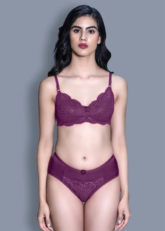 t-shirt bra for small breastsKylie Set In Wine