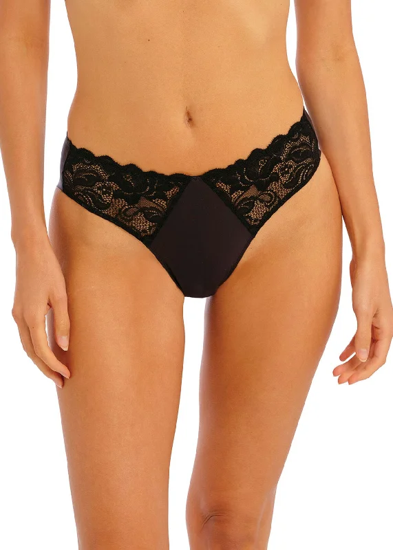 high-cut lace panties for a flirty lookWacoal Eglantine Brief - Noir