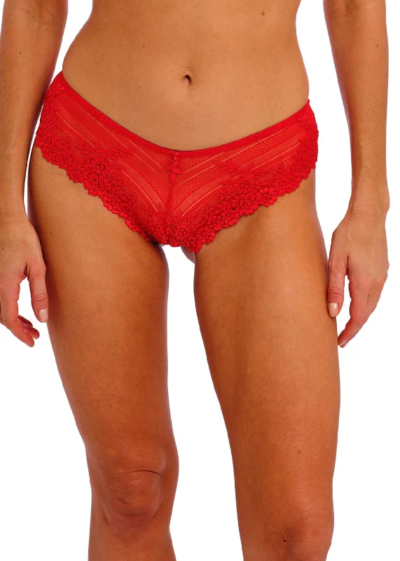 seamless panties with a concealed pocket, moisture-wicking finish, and stretchable fabric for convenience, comfort, and a smooth undergarment line.Wacoal Embrace Lace Tanga - Equestrian Red