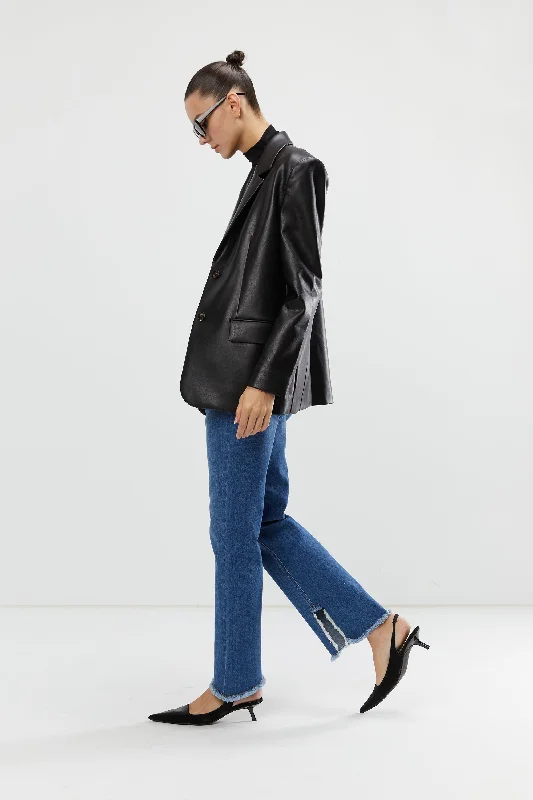 Women's Coats with Fur Trimmed PocketsFRAYED FLARE JEANS