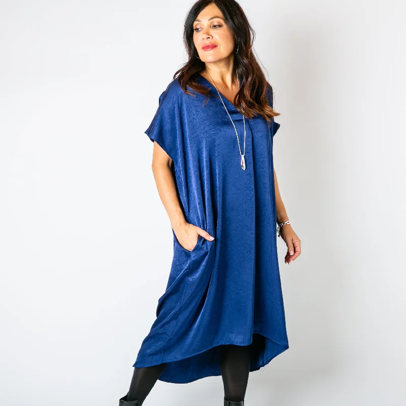 Women's Keyhole Collar SweatersSatin Kaftan Dress