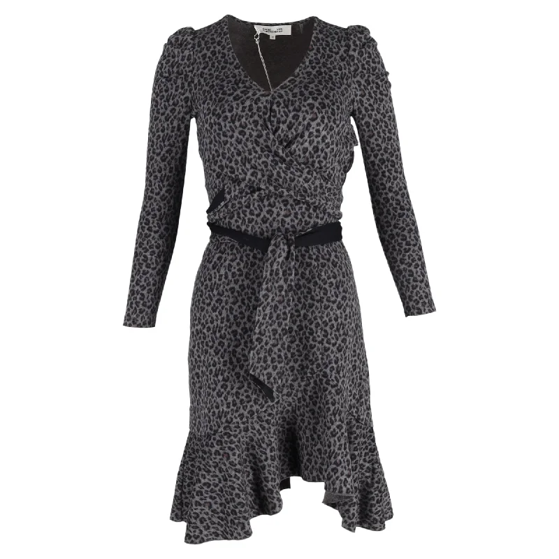 Women's Narrow Collar DressesDiane von Furstenberg Sienna Wrap-Effect Dress in Animal Print Cotton