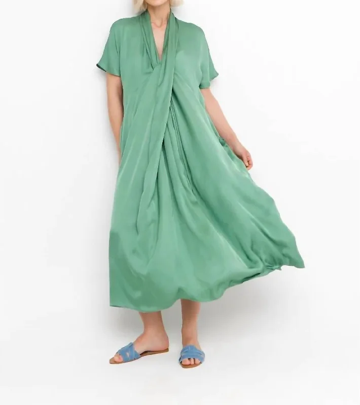 Women's Rounded Collar DressesGrecian Dress In Green