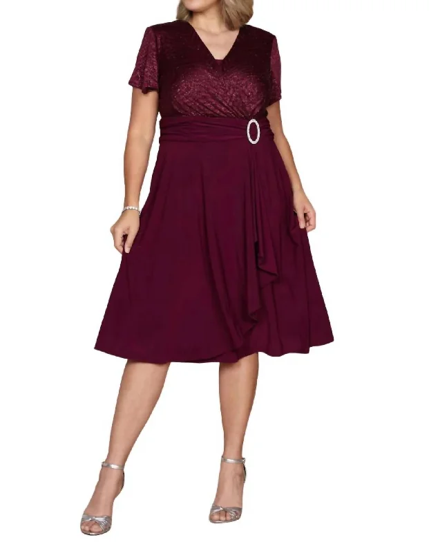 Women's Racerback DressesShort Mother Of The Bride Dress In Merlot