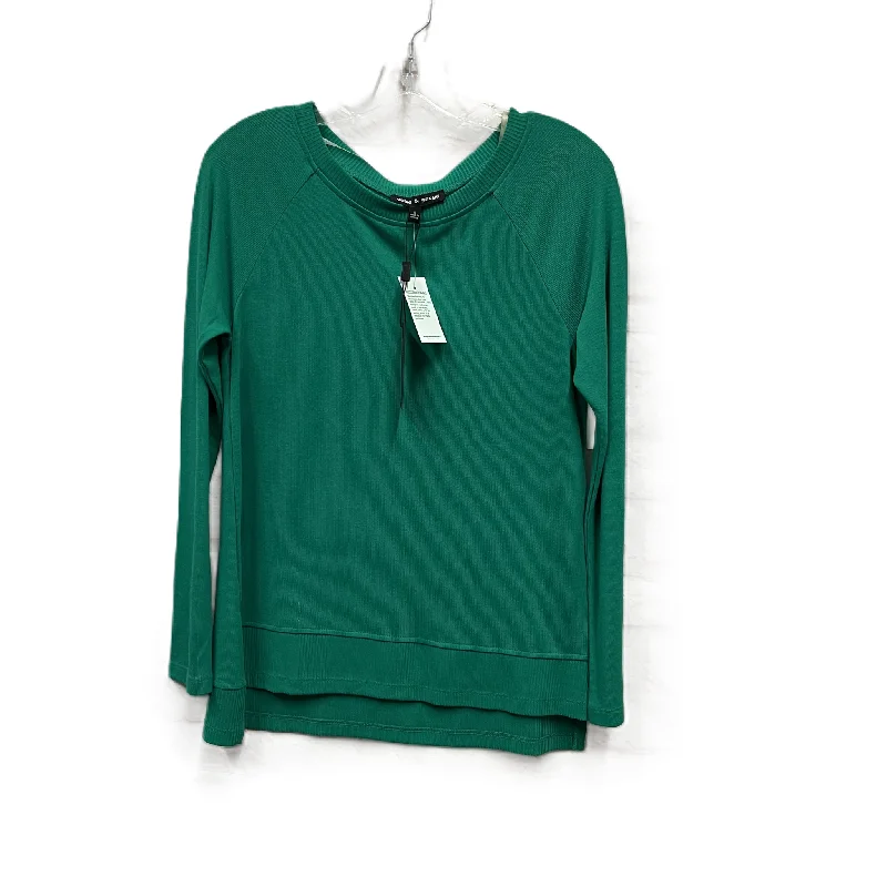 Women's Blouse with High CollarTop Long Sleeve By Cable And Gauge In Green, Size: S